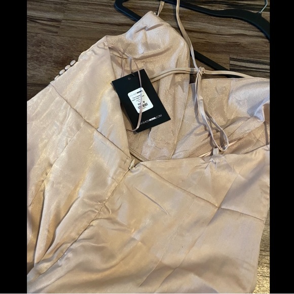 Beautiful long beige/golden dress - Picture 5 of 5